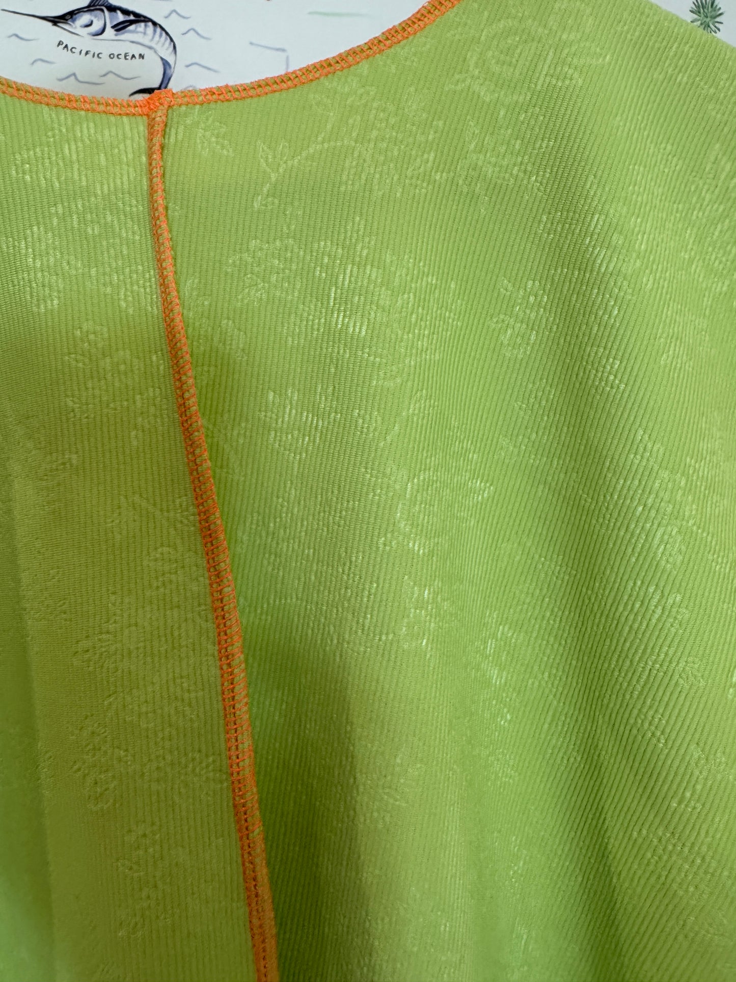 Leonor Aispuro - Floral Lime Top