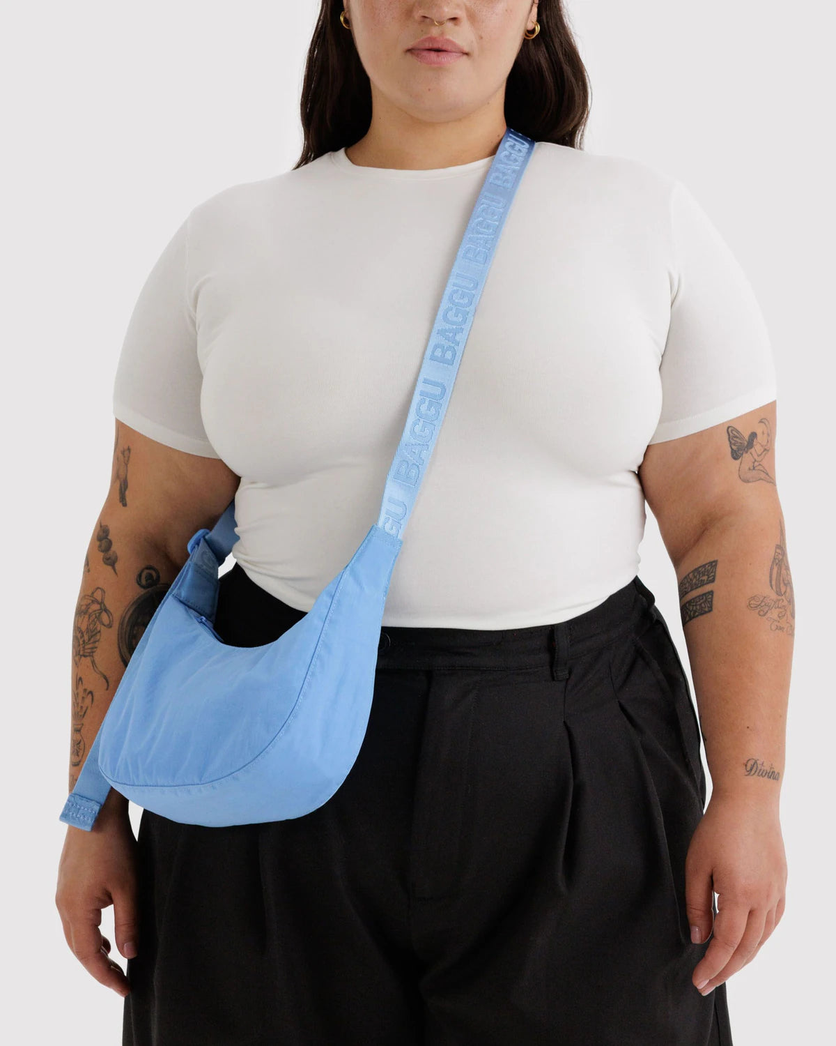 BAGGU Small Nylon Crescent Bag - Piscine
