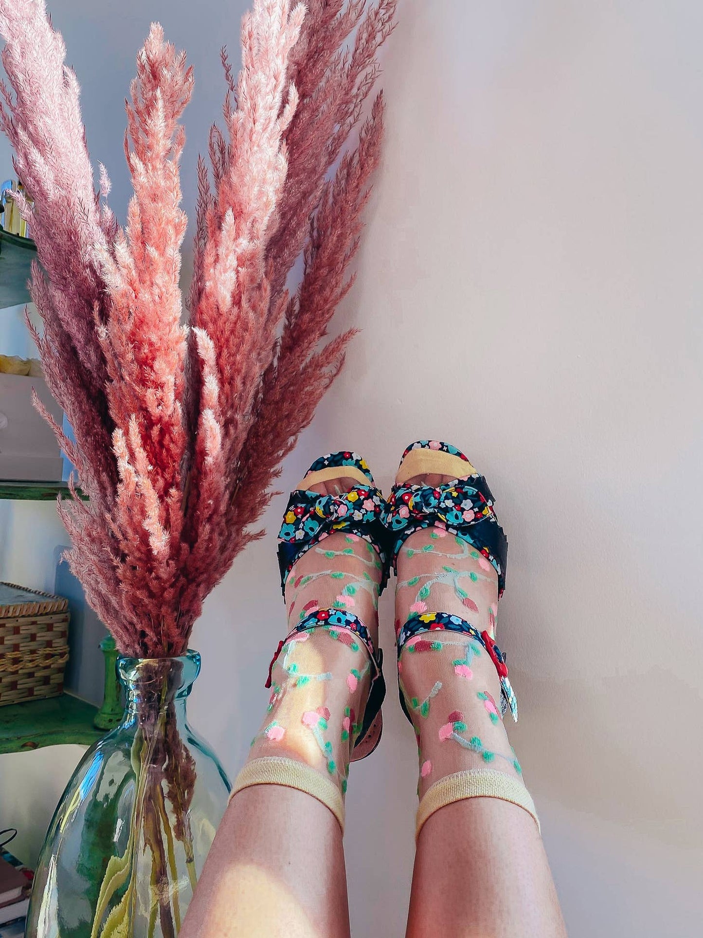 Sheer Rosettes Crew Sock