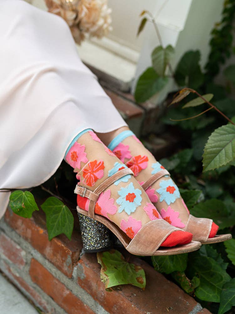 Ribbon Roses Sheer Ankle Sock