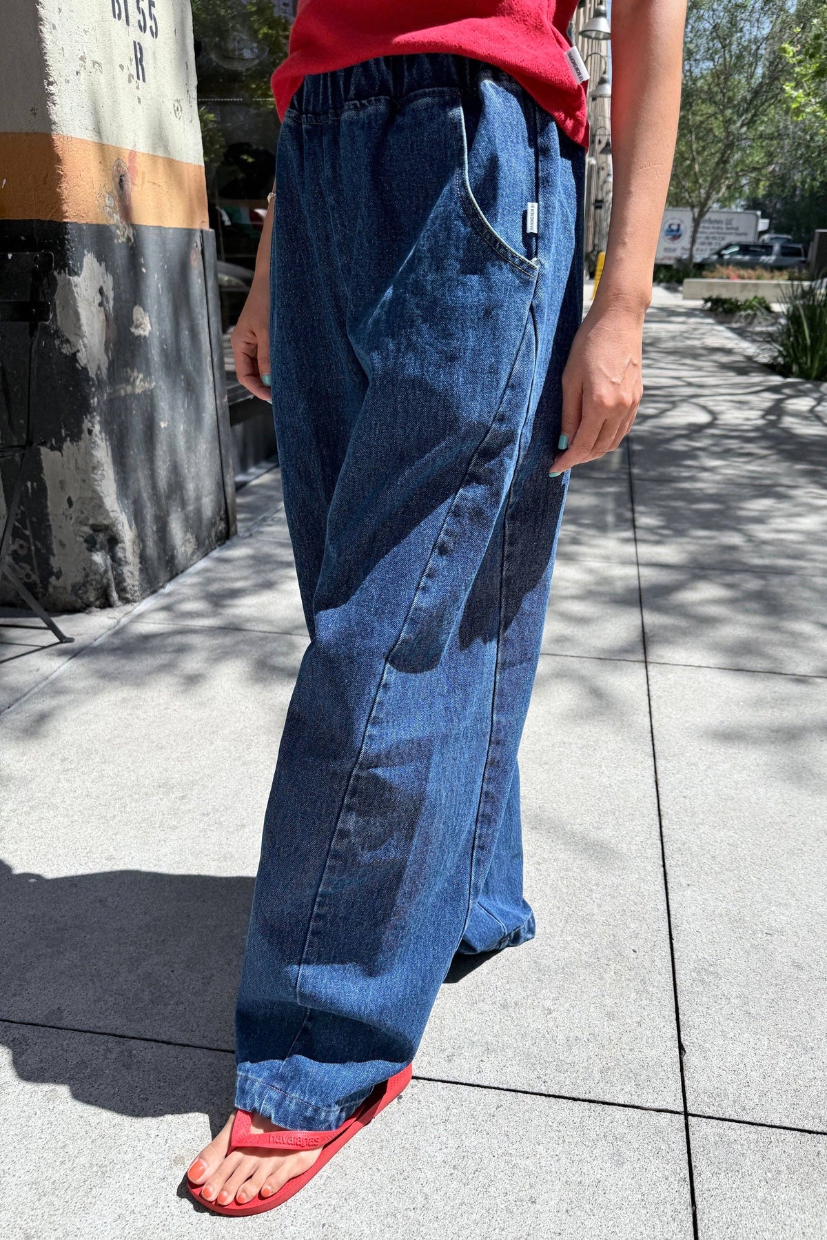 Long Arc Pants in BLUE DENIM