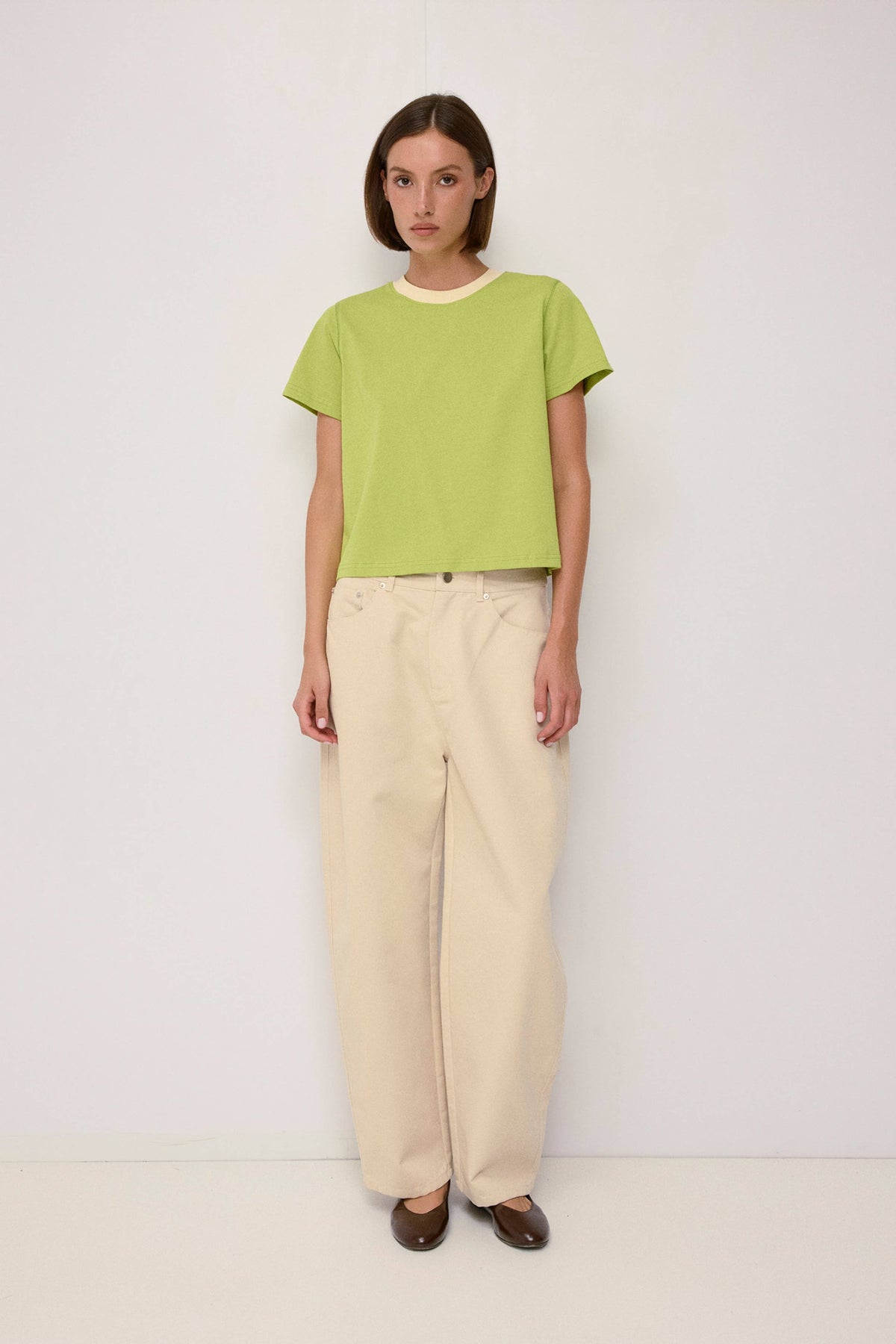 The Chloe Top | Contrast Neckband Tee: GREEN-CREAM