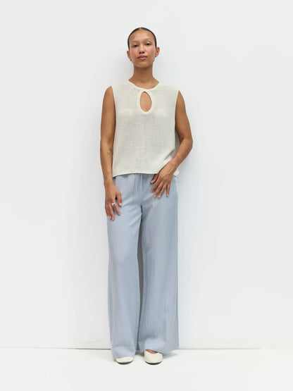 The Molli Top Keyhole Sleeveless Knit Top Ivory
