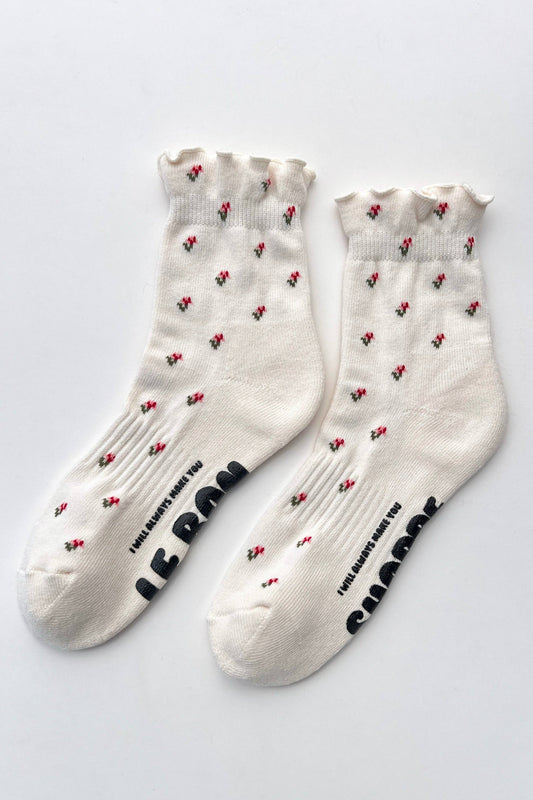 Petal Ruffled Hugger Crew Socks: Cream