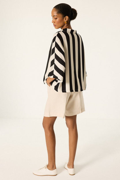 Relaxed Stripe Cotton Shirt – Oversized Minimalist Button-Up: Black