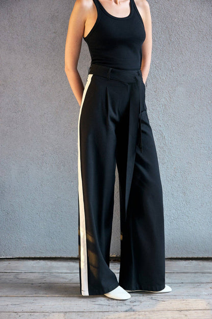Shira: Linen Blend Wide-Leg Trousers: Black