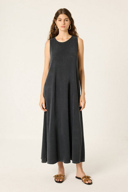 Cecillia Sleeveless Maxi Dress in Anthracite