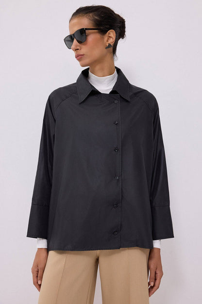 Lightweight Shirt-Collar Jacket: Black / S