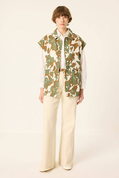Camouflage Gabardine Utility Vest: Green