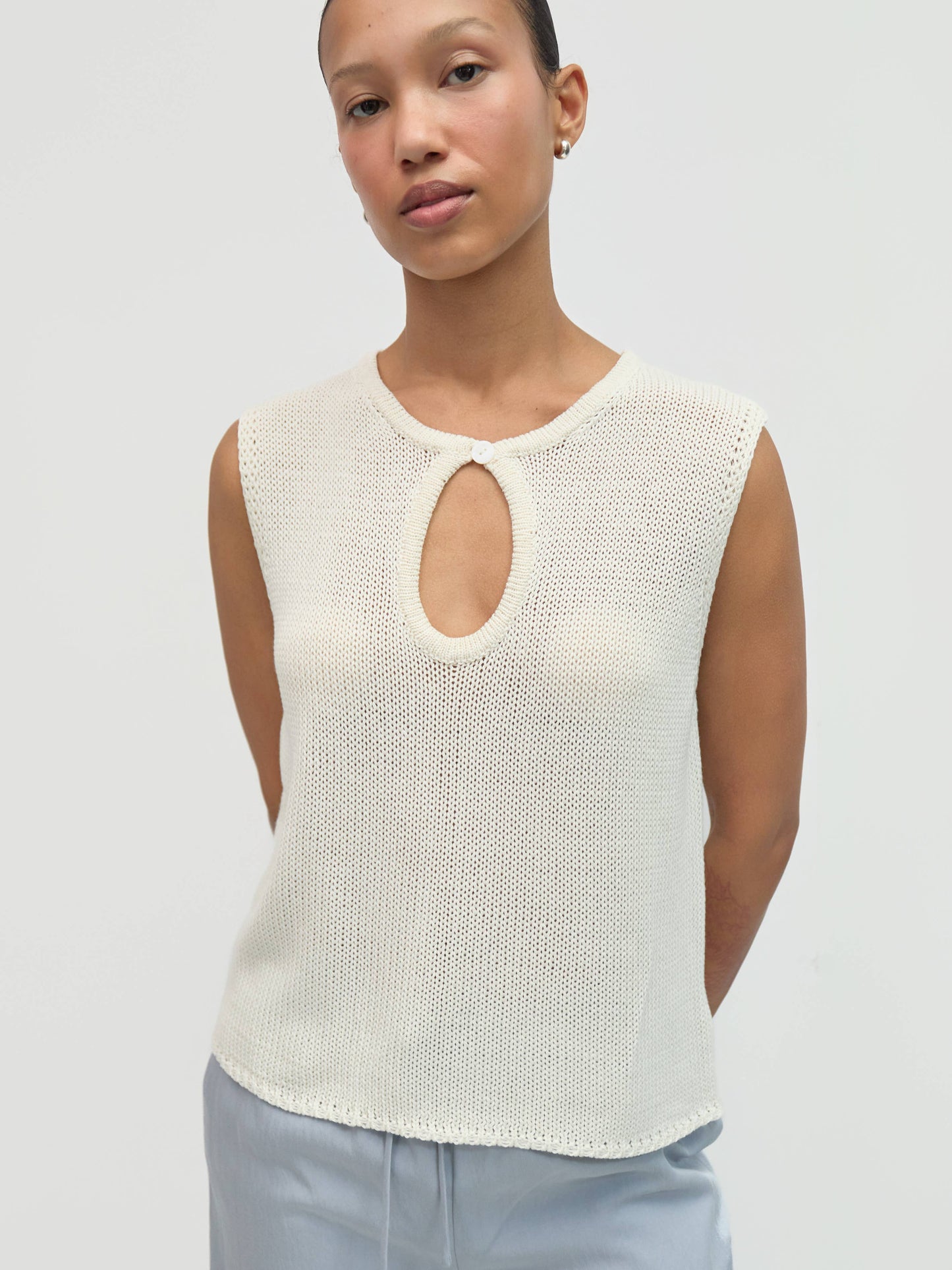 The Molli Top Keyhole Sleeveless Knit Top Ivory