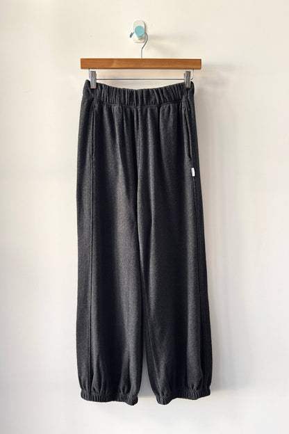 Pointelle Balloon Pants: Charcoal