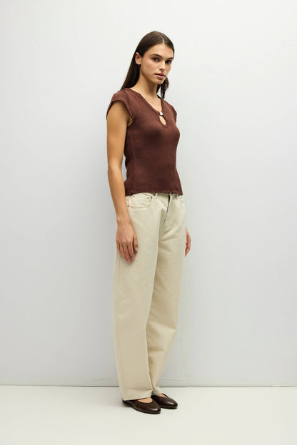 The Wesly Keyhole Knit Top: Brown