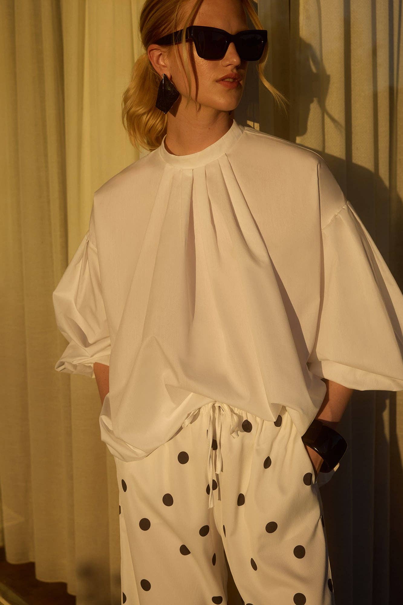 Hector: Belted Pleated Neck Balloon Sleeve Tunic: Ecru / One Size