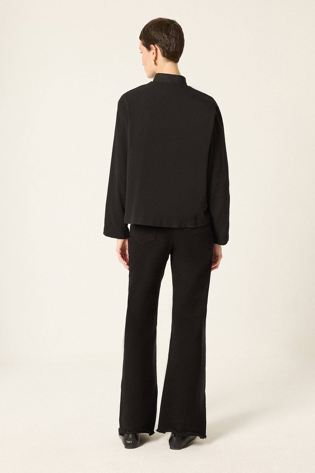 Textured Bow Detail Jacket – Minimal Chic Lightweight Layer: Black / S