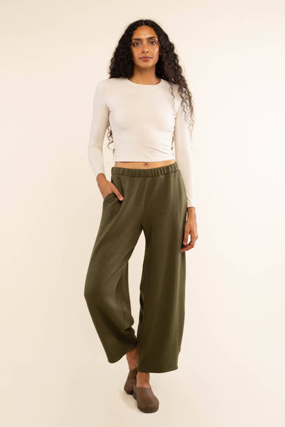Orion Knit Lantern Pant: Olive