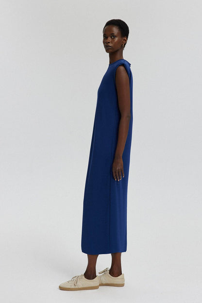 Minimal Sleeveless Maxi Dress – Crew Neck Stretch Essential: Navy Blue