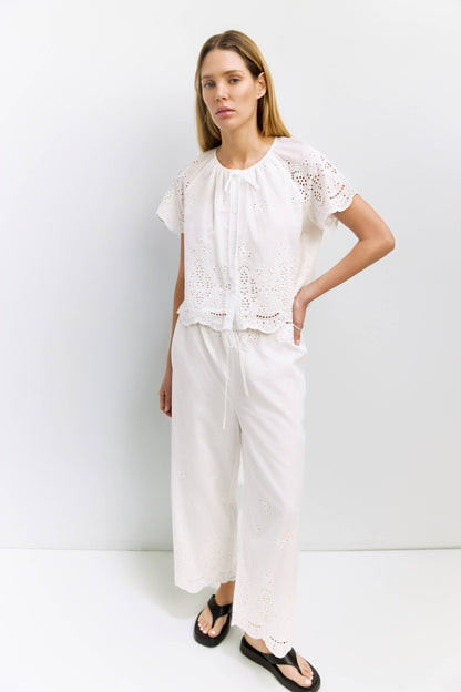 The Mariska Top | Embossed Scallop Edge Blouse: WHITE