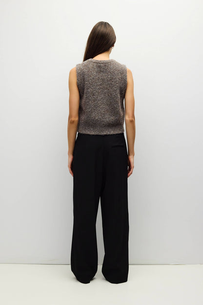 The Skyla Top Boucle Knit Sweater Vest: Brown