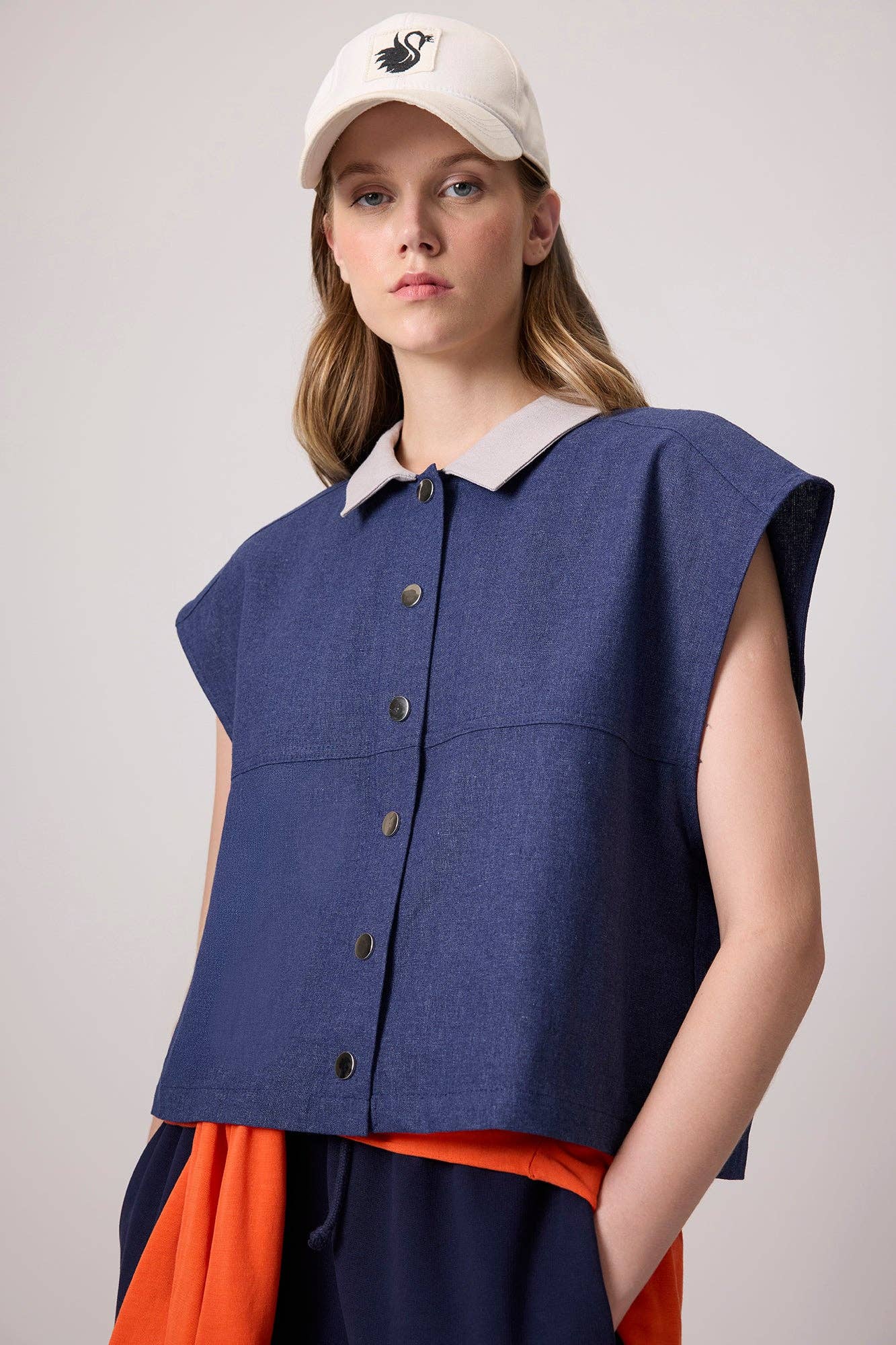 Oversized Linen Blend Vest – Relaxed Button-Front Sleeveless: Navy Blue