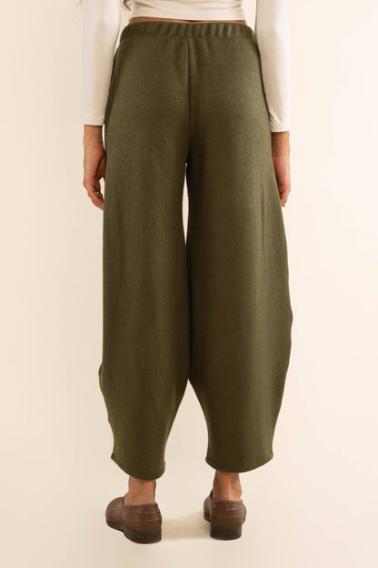 Orion Knit Lantern Pant: Olive