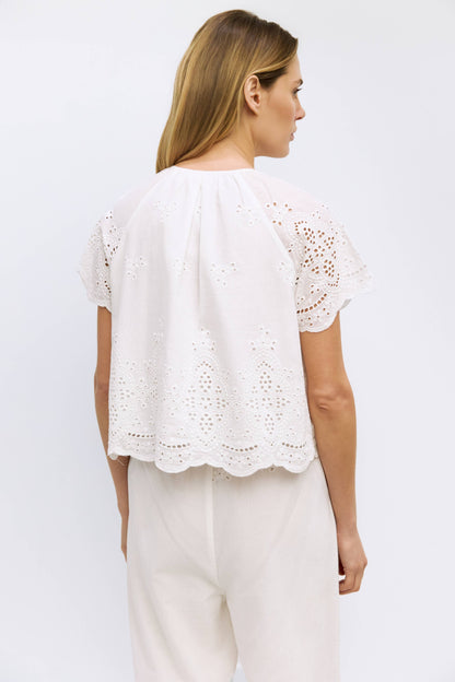 The Mariska Top | Embossed Scallop Edge Blouse: WHITE / LARGE