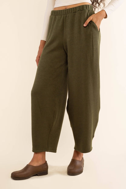Orion Knit Lantern Pant: Olive