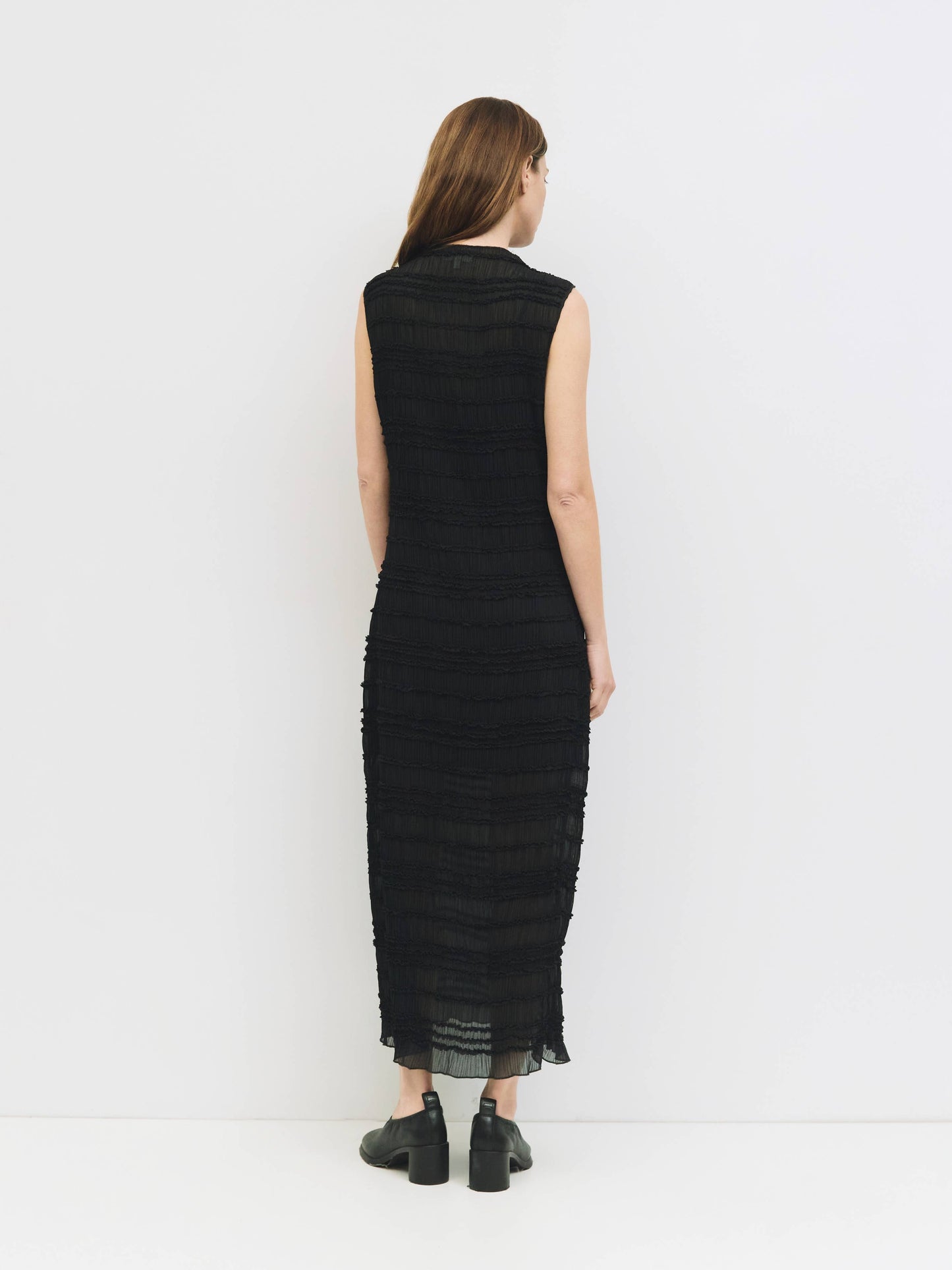 The Mindy Dress | Textured Chiffon Maxi Dress: BLACK