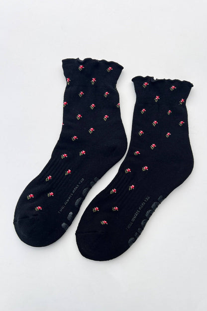 Petal Ruffled Hugger Crew Socks: Black