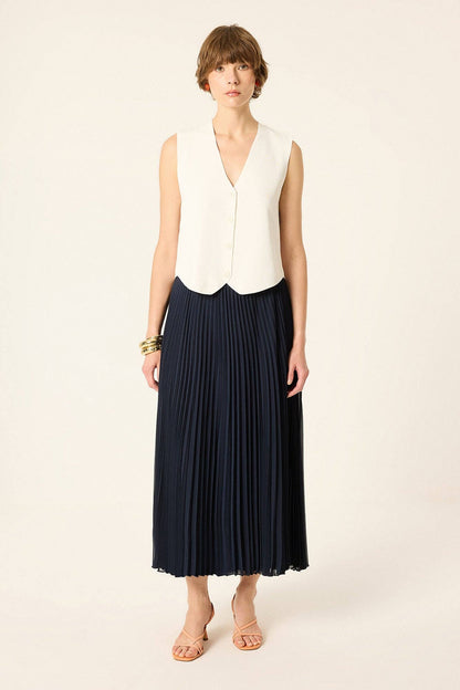 Alice Button-Front Knit Vest: White