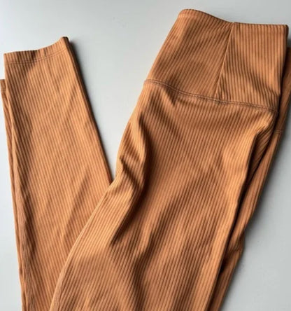 Girlfriend Collective - Ribbed legging in Toffee
