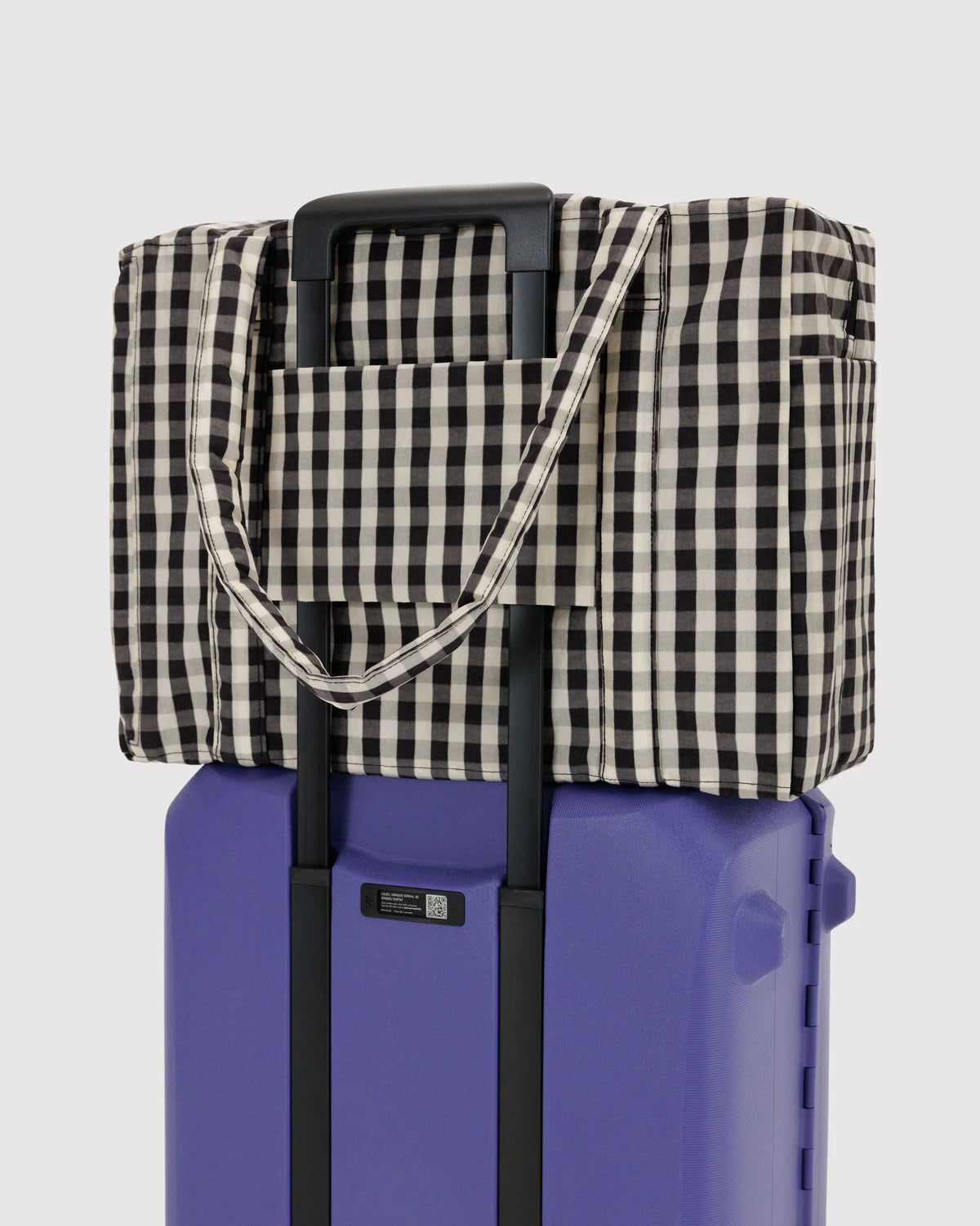 BAGGU Cloud Carry On - Black and Cream Gingham