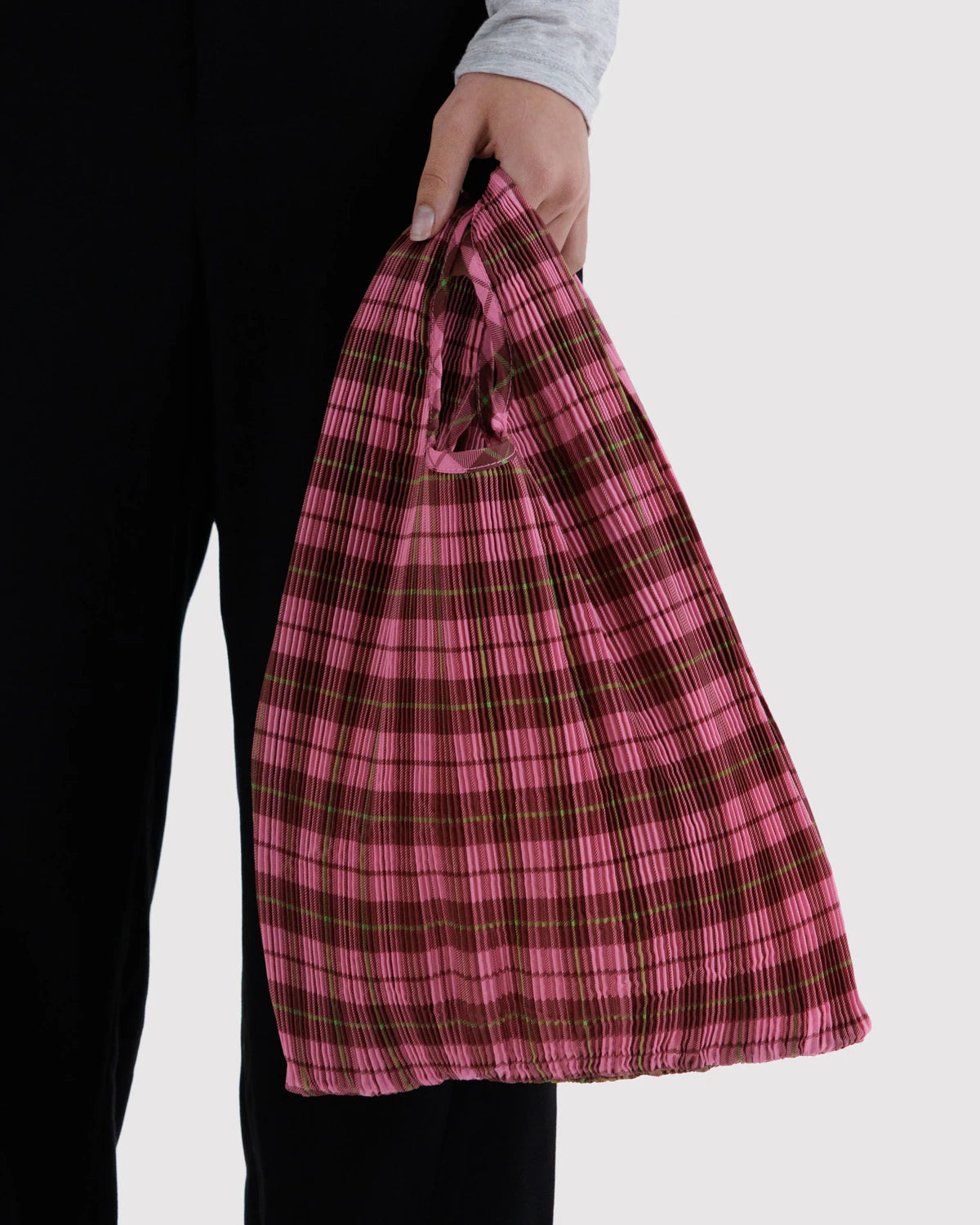 Pleated BAGGU Bag - Azalea Pink Tartan