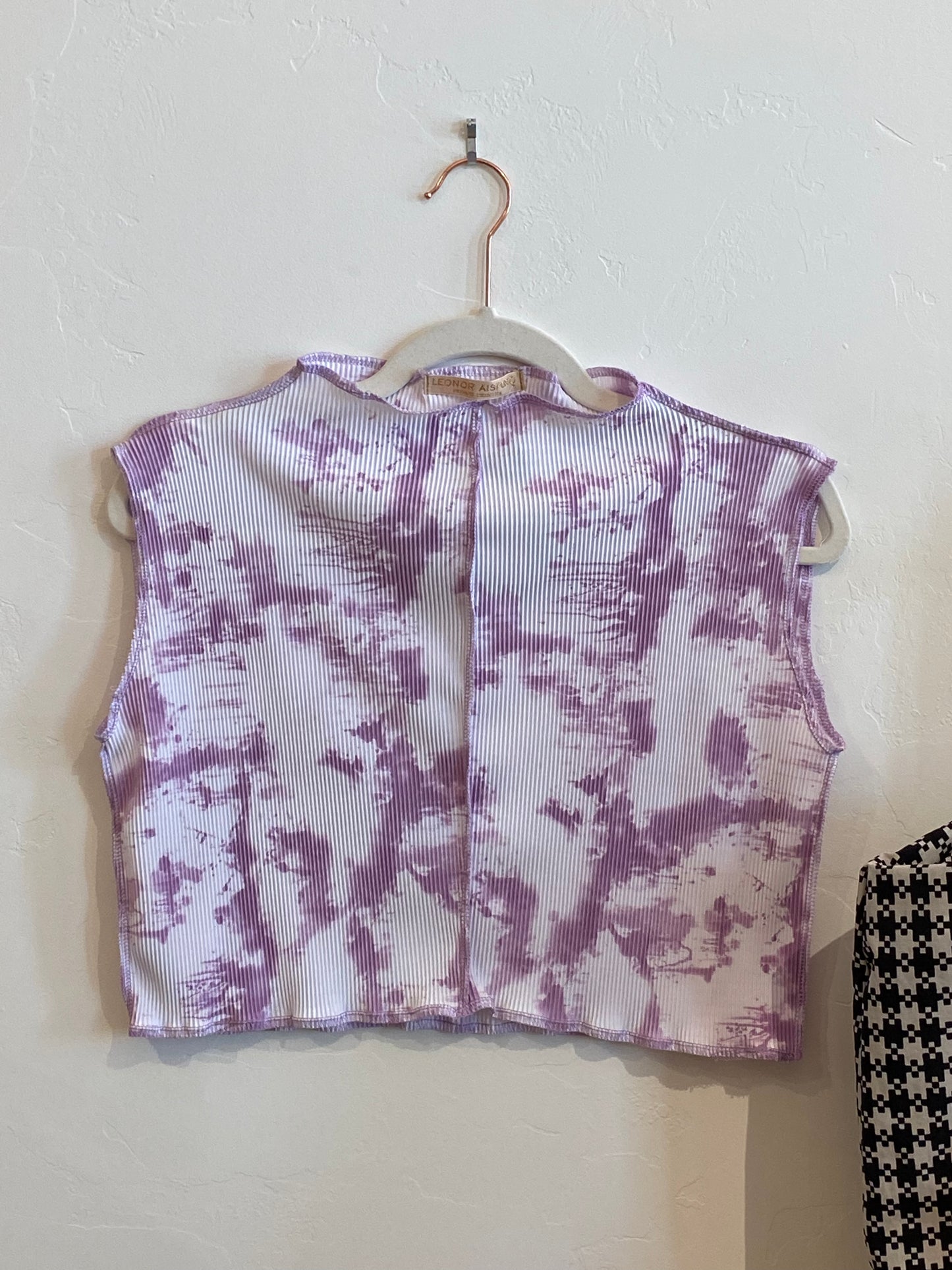 Leonor Aispuro - Tie Dye Crop Top in Purple