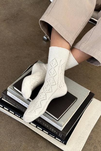 Cashmere Pointelle Socks: Cream