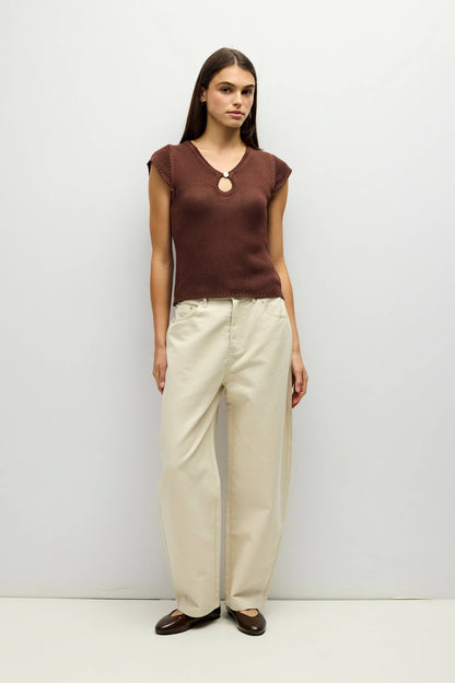 The Wesly Keyhole Knit Top: Brown