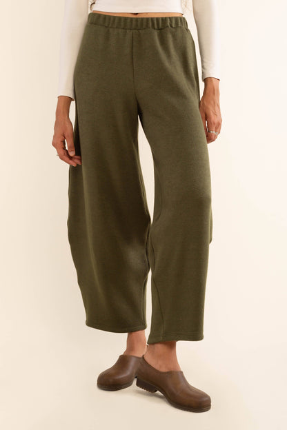 Orion Knit Lantern Pant: Olive