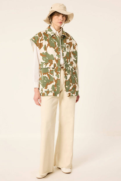 Camouflage Gabardine Utility Vest: Green
