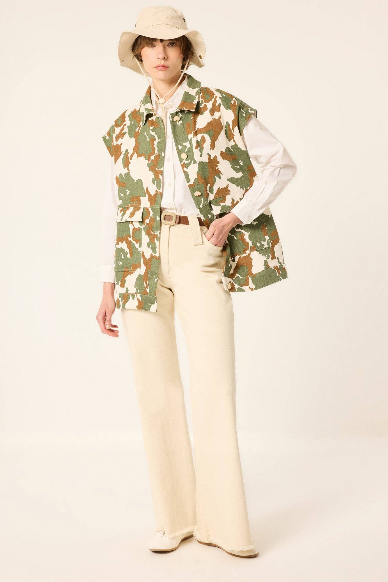 Camouflage Gabardine Utility Vest: Green