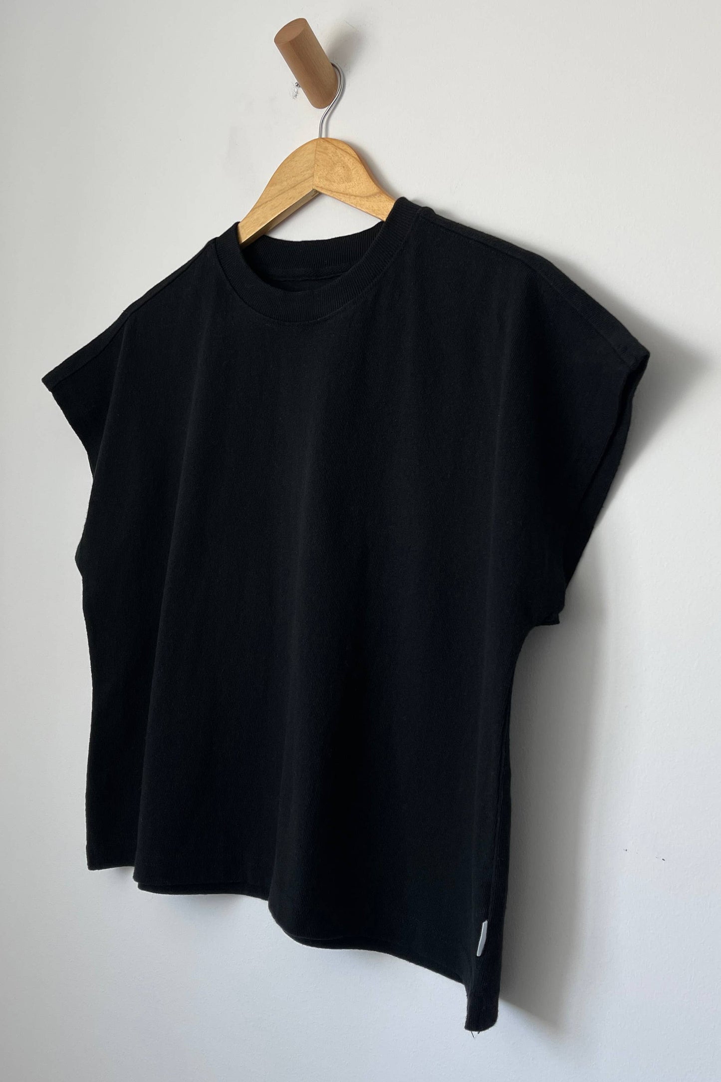Jeanne Tee: Black