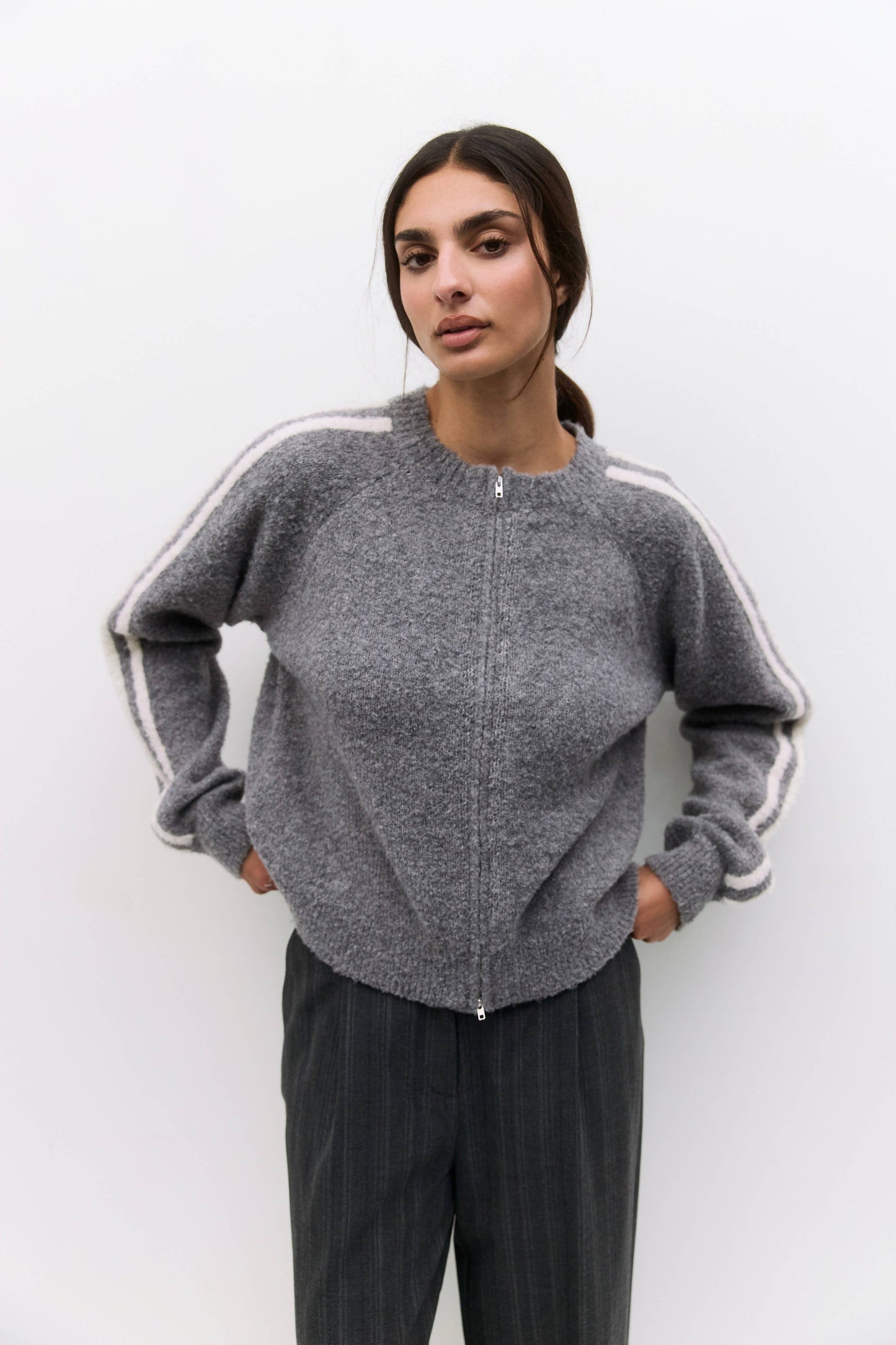 The Reba Sweater | Boucle Knit Zip-Up Jacket: HEATHER GREY