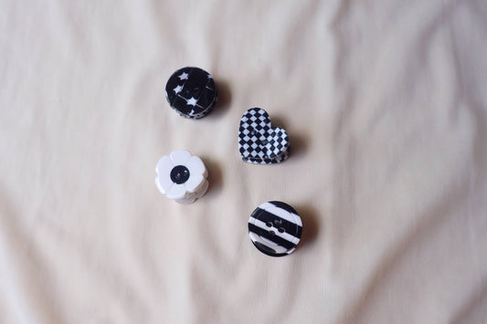 Button Mini Claw Set: Black and White