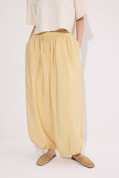 Relaxed Balloon Fit Cupra Pants – Elastic Waist Lightweight: Yellow