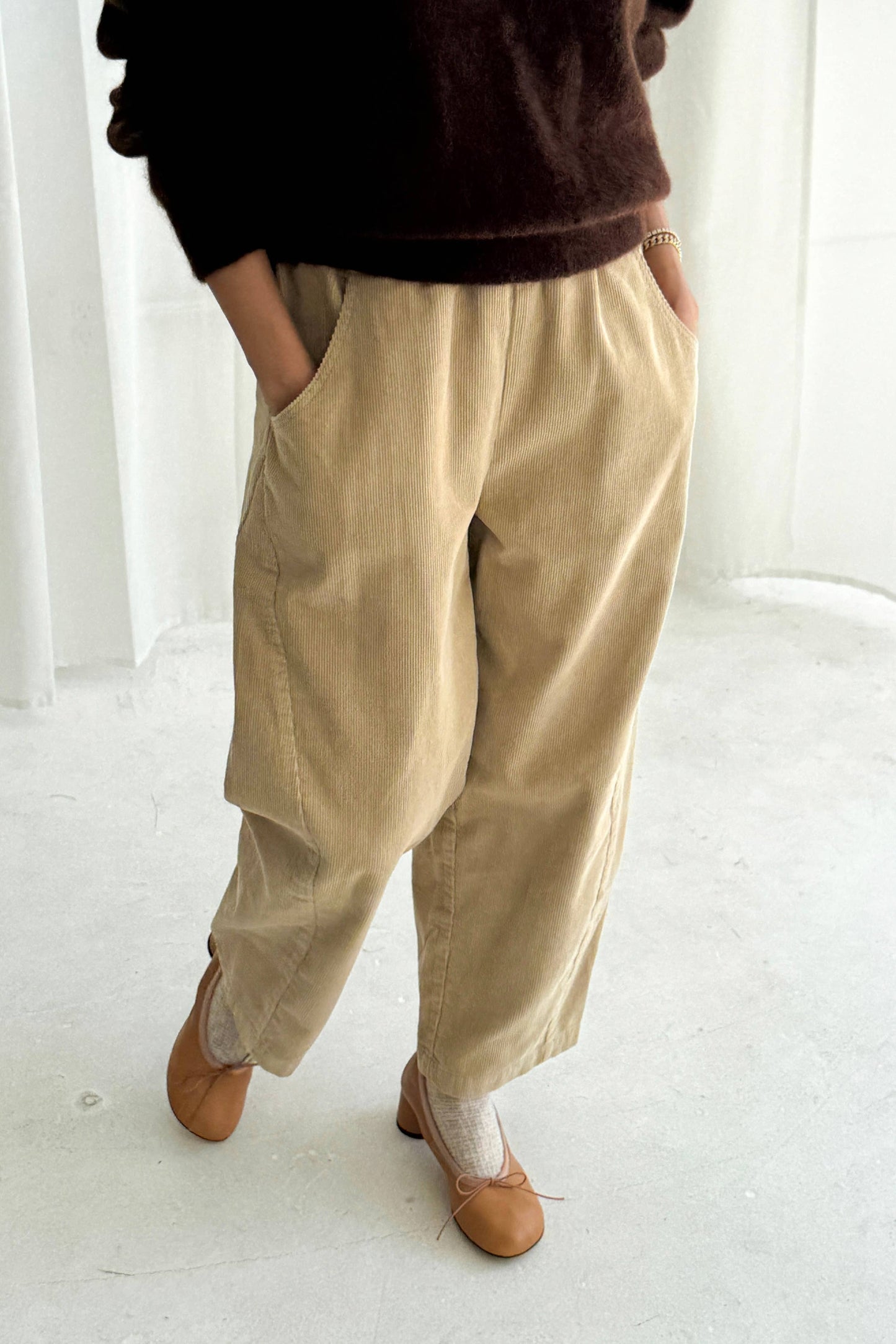 Corduroy Arc Pants: Khaki