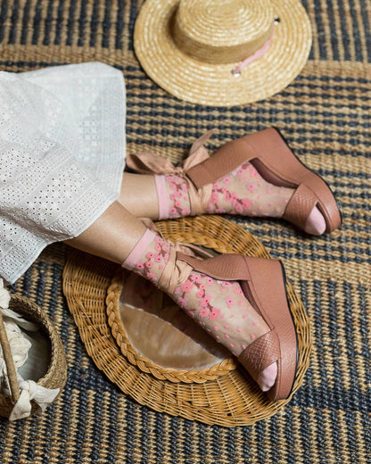 Cherry Blossom Sheer Crew Sock: Size I: Fits US W5.5-10