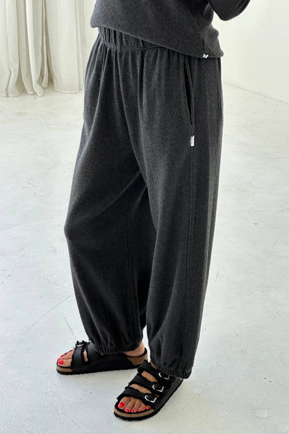 Pointelle Balloon Pants: Charcoal