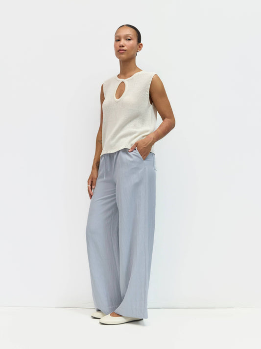 The Molli Top Keyhole Sleeveless Knit Top Ivory