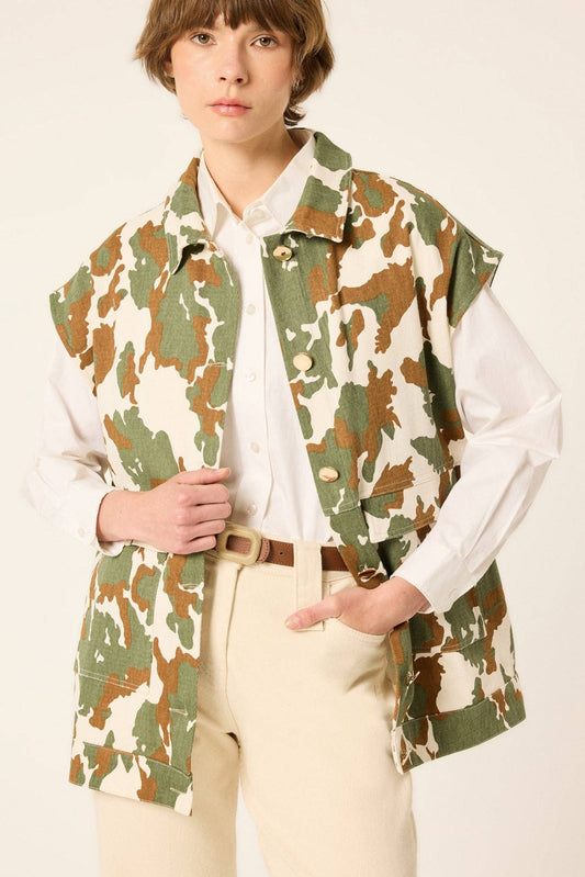 Camouflage Gabardine Utility Vest: Green