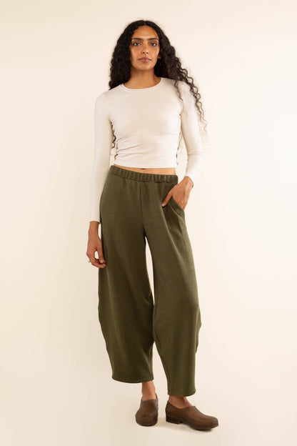 Orion Knit Lantern Pant: Olive