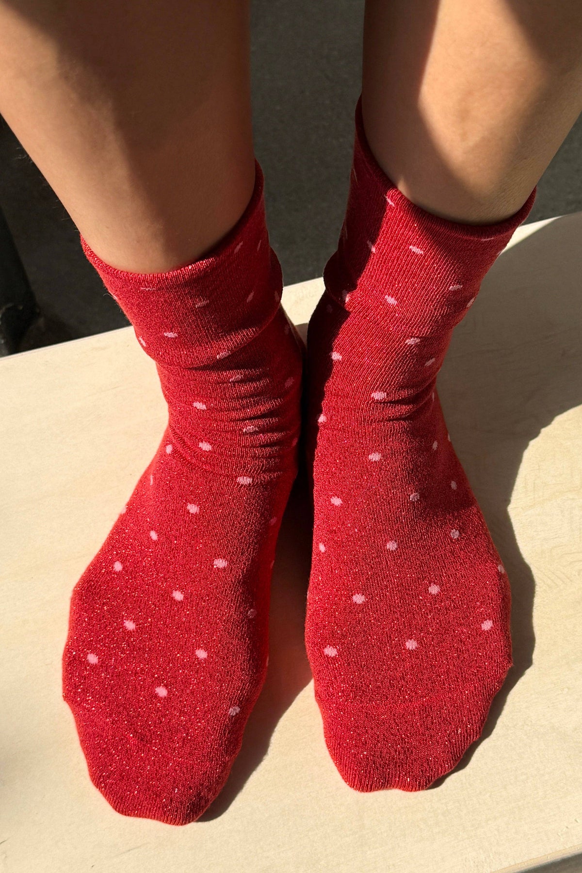 Le Bon Shoppe Lurex Patterned Sneaker Socks: Polka Dot - Red/Pink
