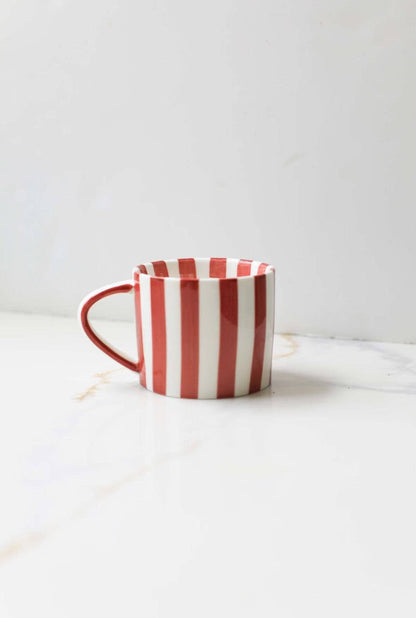 Simple Striped Mugs: Brown